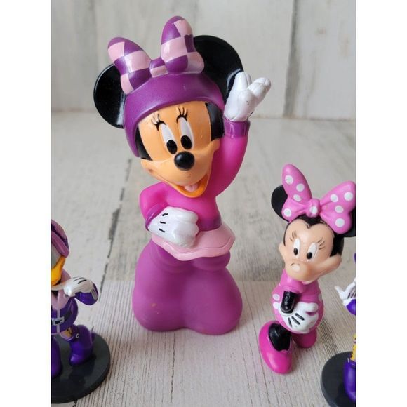 Disney best friends Daisy Duck Minnie Mouse race car track playset toy figure - Picture 7 of 14